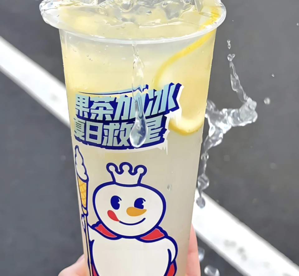 门店增速高于营收增速，蜜雪冰城上市之路与加盟模式风险并存