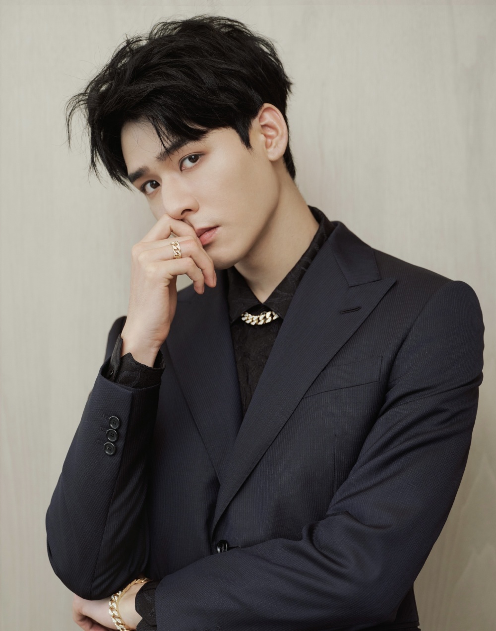 龚俊粉丝再次拒绝网传女主郑合惠子换成吴宣仪男二常华森不变