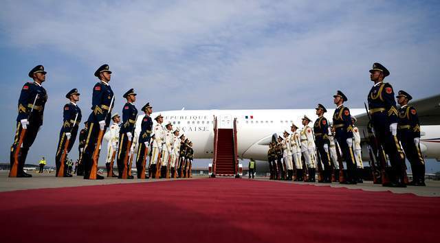 假的！别自嗨了，法新社从来没拍过《帝国的黎明》-腾讯新闻