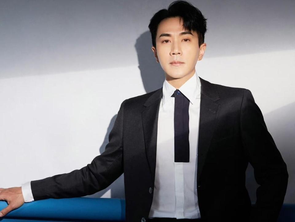 刘恺威带女儿游玩9岁小糯米身高引关注网友像杨幂就放心了