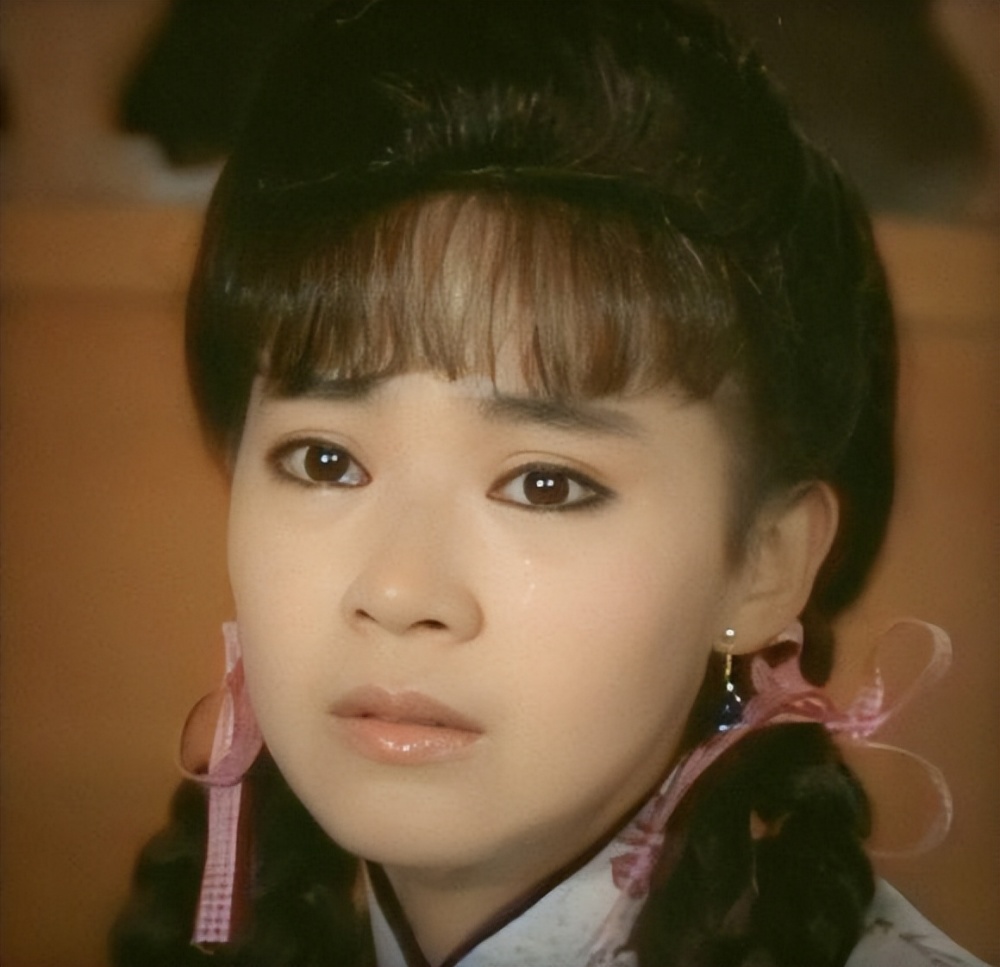 "最美婉君"与丈夫恋爱10年,生一双儿女,今58岁的她怎样了?_腾讯新闻