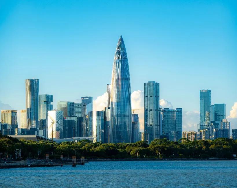深圳市中心正在悄悄“搬家”？这3个新中心正在强势崛起！未来让你高攀不起_腾讯新闻