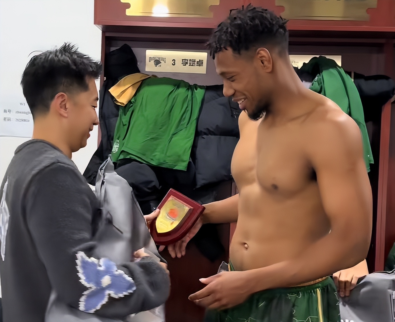 勝四川更衣室！馬鑫鑫獲最佳防守，祝銘震最佳射手，排名仍劣勢！ - 