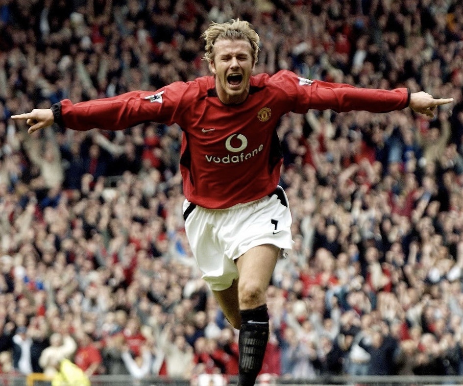 贝克汉姆晒与小七合照,12岁女儿长相成熟,两人举止亲密引发热议