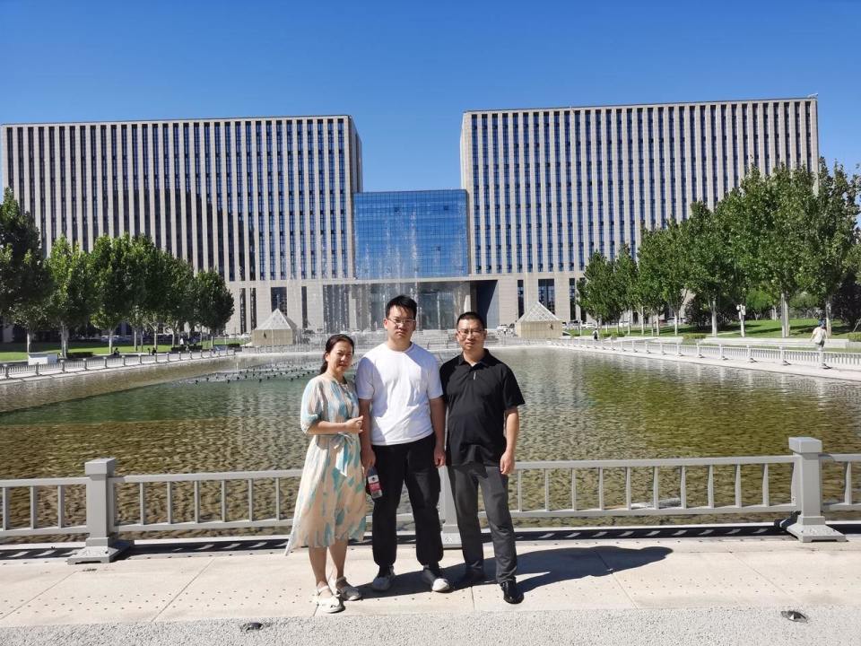 学霸熊昱博成长记：父母用五件小事铺就98