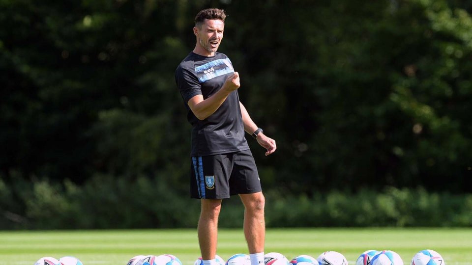 鲁尼英冠再上课!3年合约花落普利茅斯 任务又是带队保级