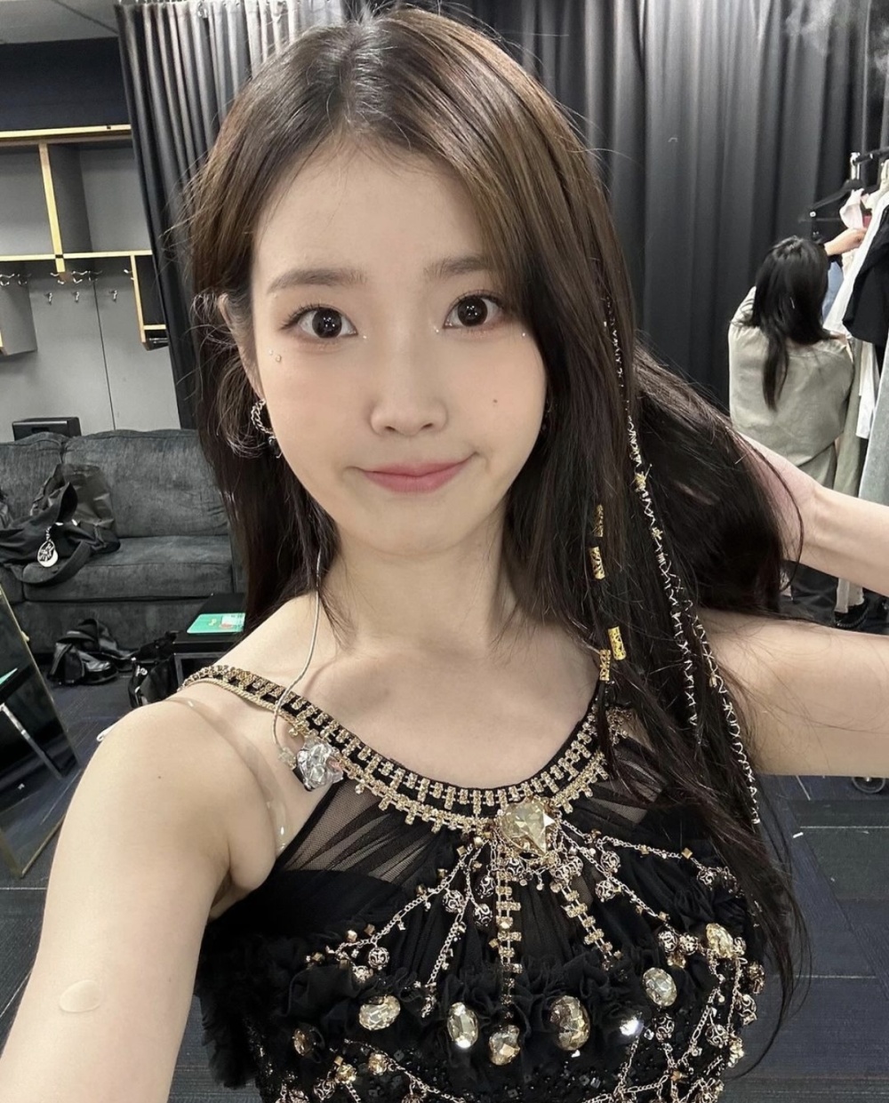 李知恩的时尚穿搭,幕后舞台服装造型大公开