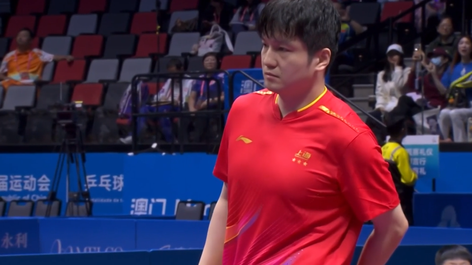 注意到了嗎？樊振東奪冠後先後做出三個動作，詮釋什麼是人品球技雙在線 - 