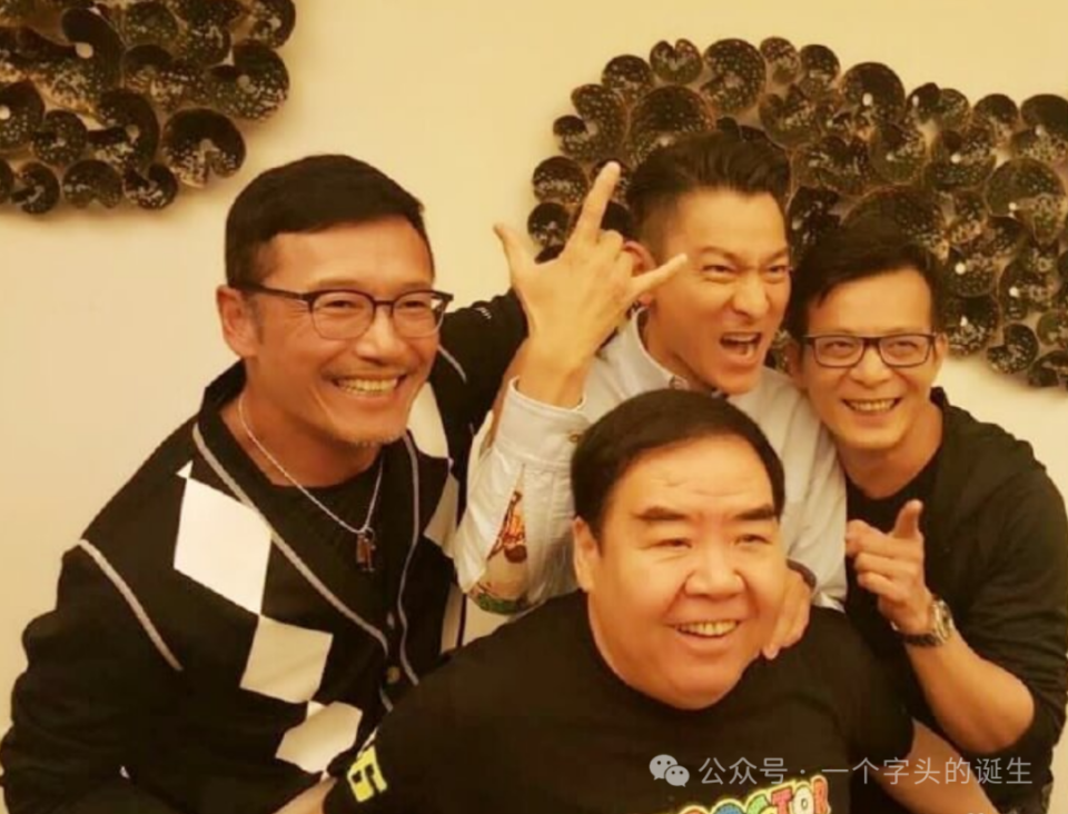 73岁郑则仕回顾演艺生涯,如今与儿子儿媳同住,女儿嫁去上海