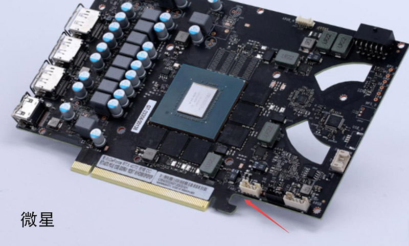 网友反映技嘉显卡PCB开裂，原因可能是这个设计缺陷？_腾讯新闻