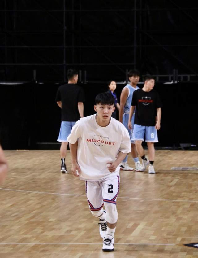 国家队又落选了徐杰又杀疯了