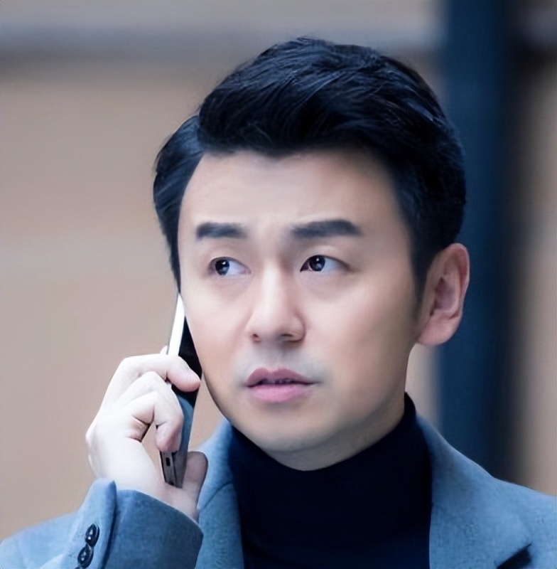 《交换人生》搞笑担当雷佳音:因早恋退学的"混世魔王",33岁却一夜爆火