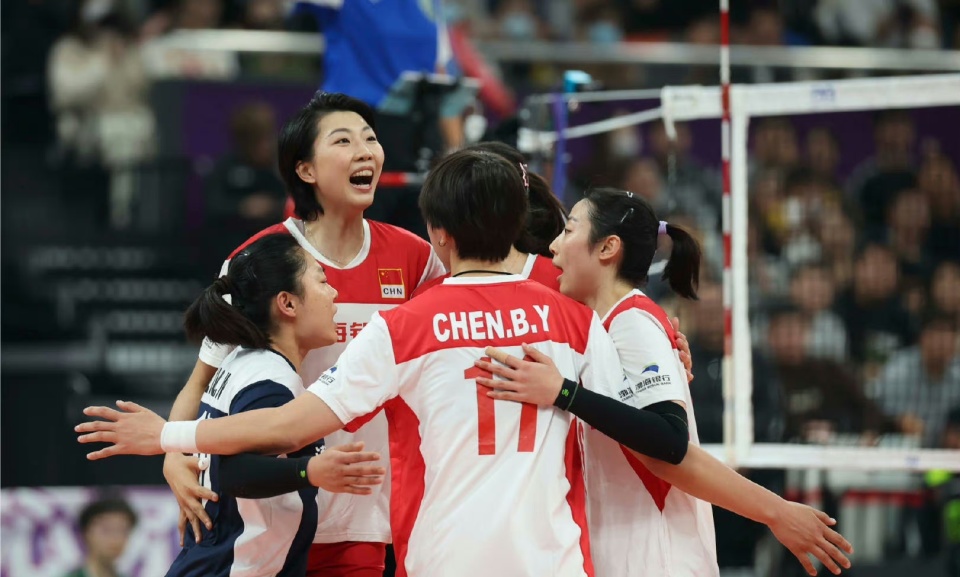 李盈莹袁心玥打疯了天津女排出线无忧或创世俱杯历史最好战绩