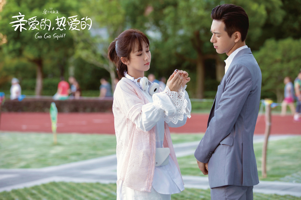 杨紫再添"硬核实绩",90花top实至名归!_腾讯新闻