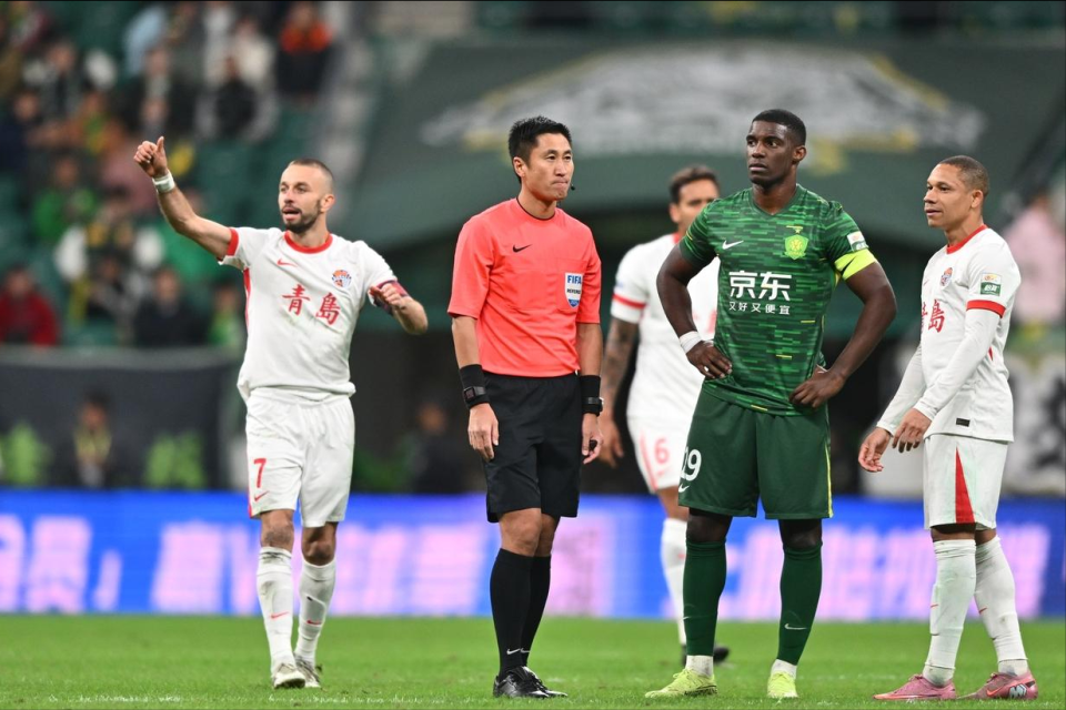 爆大冷4-2，中超倒数第1大爆发，3球逆转取胜，送北京队2连败