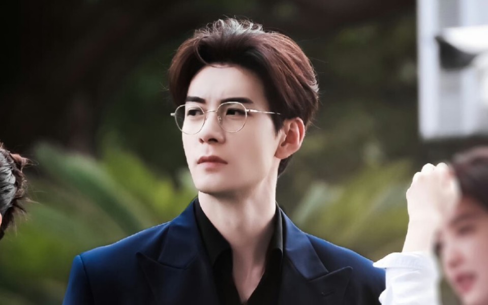 娱乐圈新晋好身材:于适又壮又瘦,许凯手臂惊人,吴磊变型男