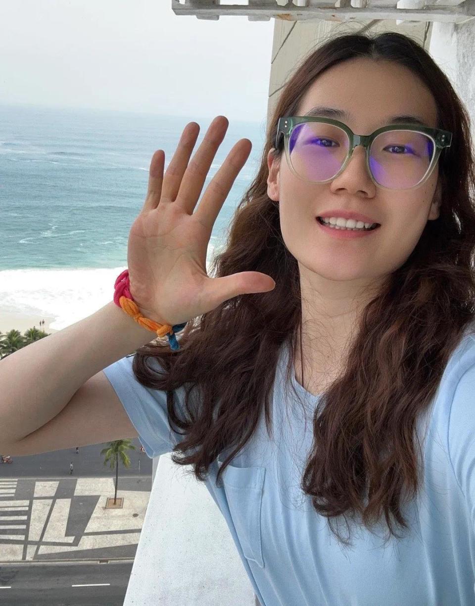 暗示朱婷李盈莹首发