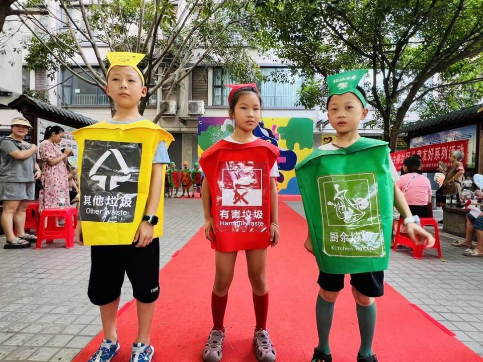 武侯白佛社区青林环保时装秀活动走新又走心