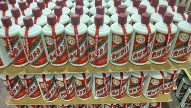 茅台半年报里的“双面”信号：二季度承压，多轮提价红利还要等多久
