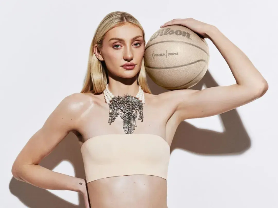 wnba新秀 卡梅伦·布林克(cameron brink)同时既然走进了体育圈里