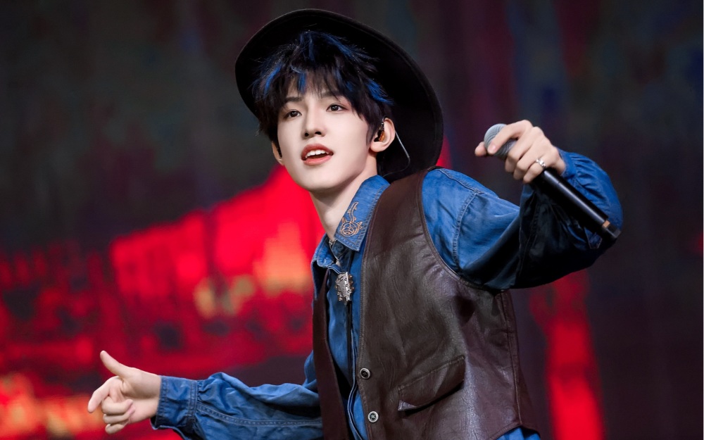 TF家族三代风波：黑料满天飞、出道即退团？养成系爱豆路在何方_腾讯新闻