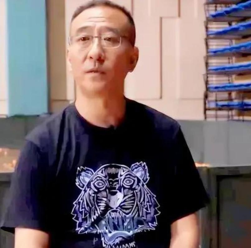 乒坛名将丁松：退役后远赴德国打球，离婚又再婚，现状如何？_腾讯新闻