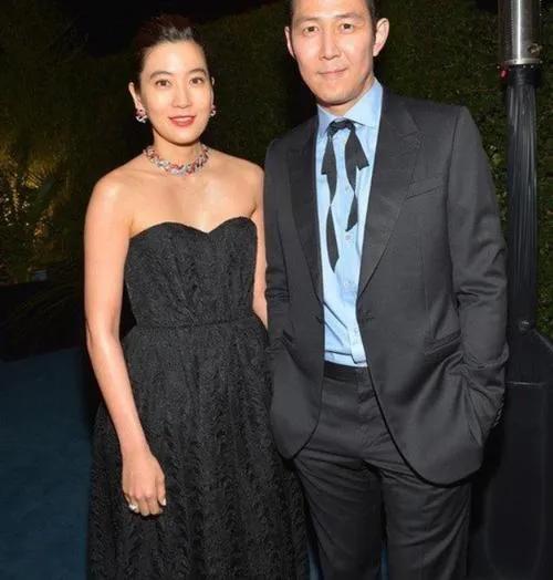 lv二儿媳首尔设宴,李富真和林世玲罕见同台,前姑嫂穿同色系比美
