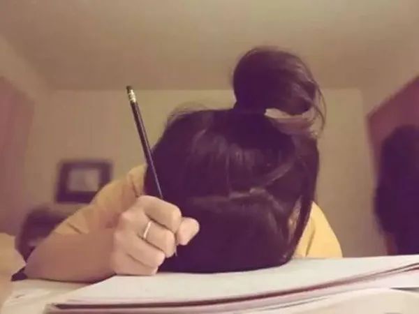 毁掉孩子自信与未来？家长这三句话尽量少说
