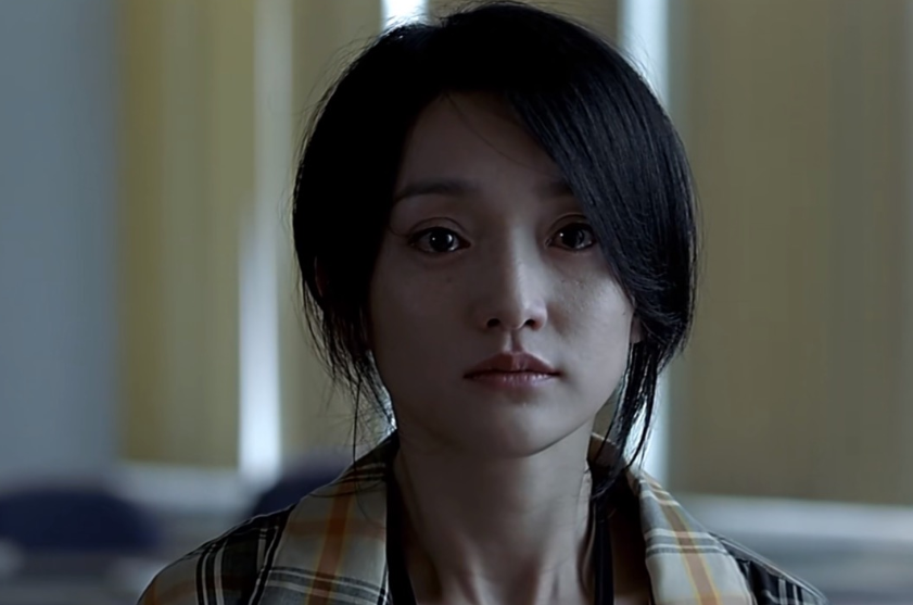 但都说了周迅"不抗老",和小10岁的杨幂合照的时候,这个时