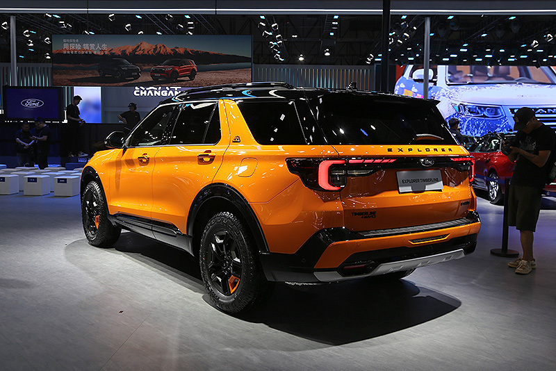 2023重庆车展:售39.98万元 福特探险者昆仑巅峰版正式亮相-腾讯新闻