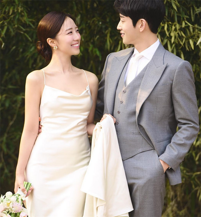 s13抽完签mata当场失恋,理想型女主持将结婚,他只有2个字"爱过"-腾讯