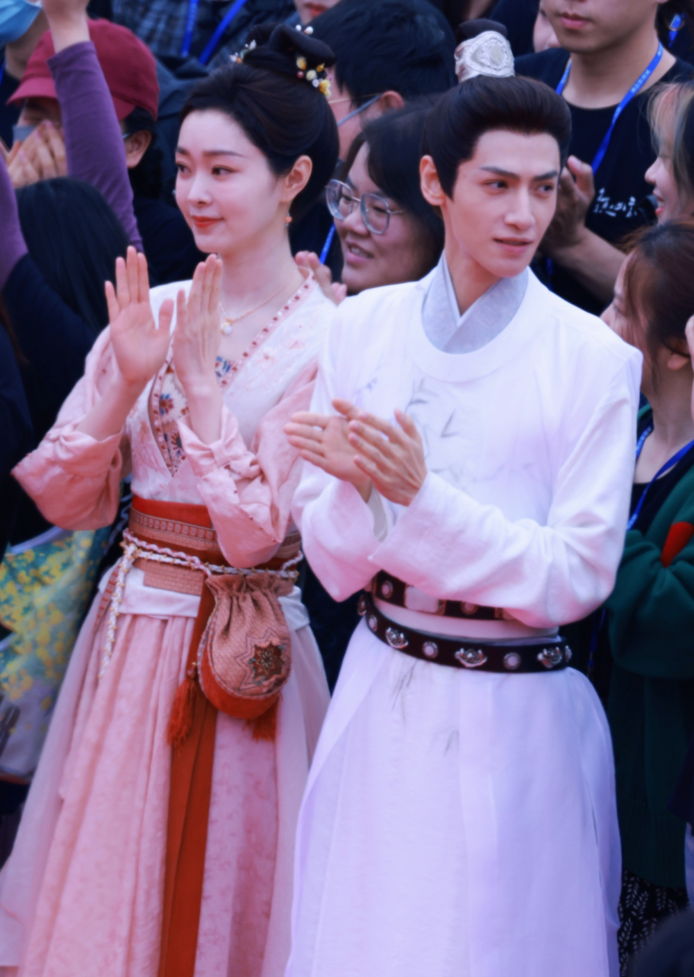 罗云熙宋轶颜心记开机黄日莹出演女三号被夸赞出息了