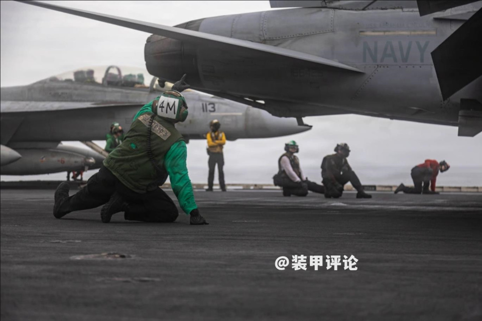 美国伊朗停火两周：为何新的航母编队为何还在往中东开？_腾讯新闻
