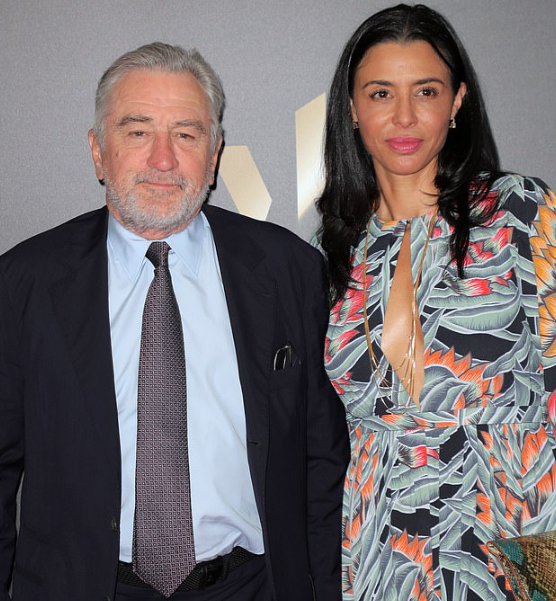 长女并非德尼罗亲生,而是前妻婚前所育,德尼罗视如己出,孙子从小就和