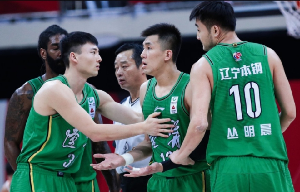 在辽宁男篮三连冠后,鄢手骐也成为了cba