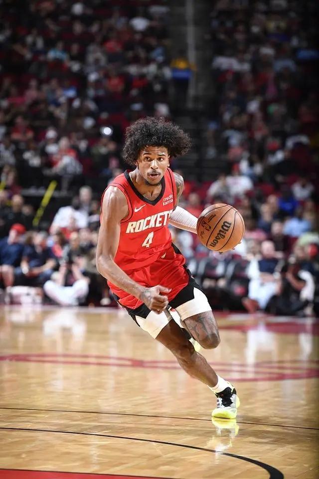 霸气火箭狂轰10连胜勇士瑟瑟发抖先进季后赛再冲总冠军