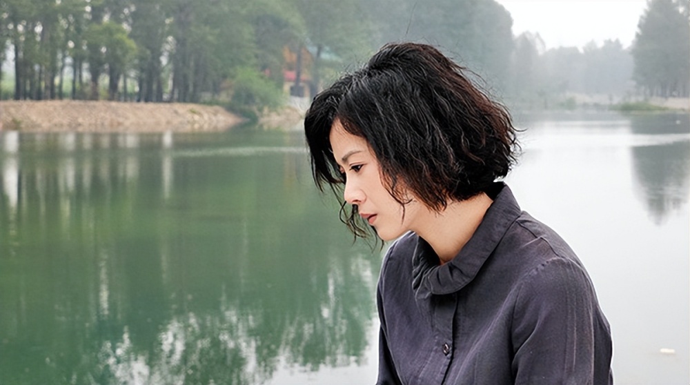 罗嘉良现任苏岩:谋女郎出道,疑似两次插足,如今真的幸福吗?_腾讯新闻