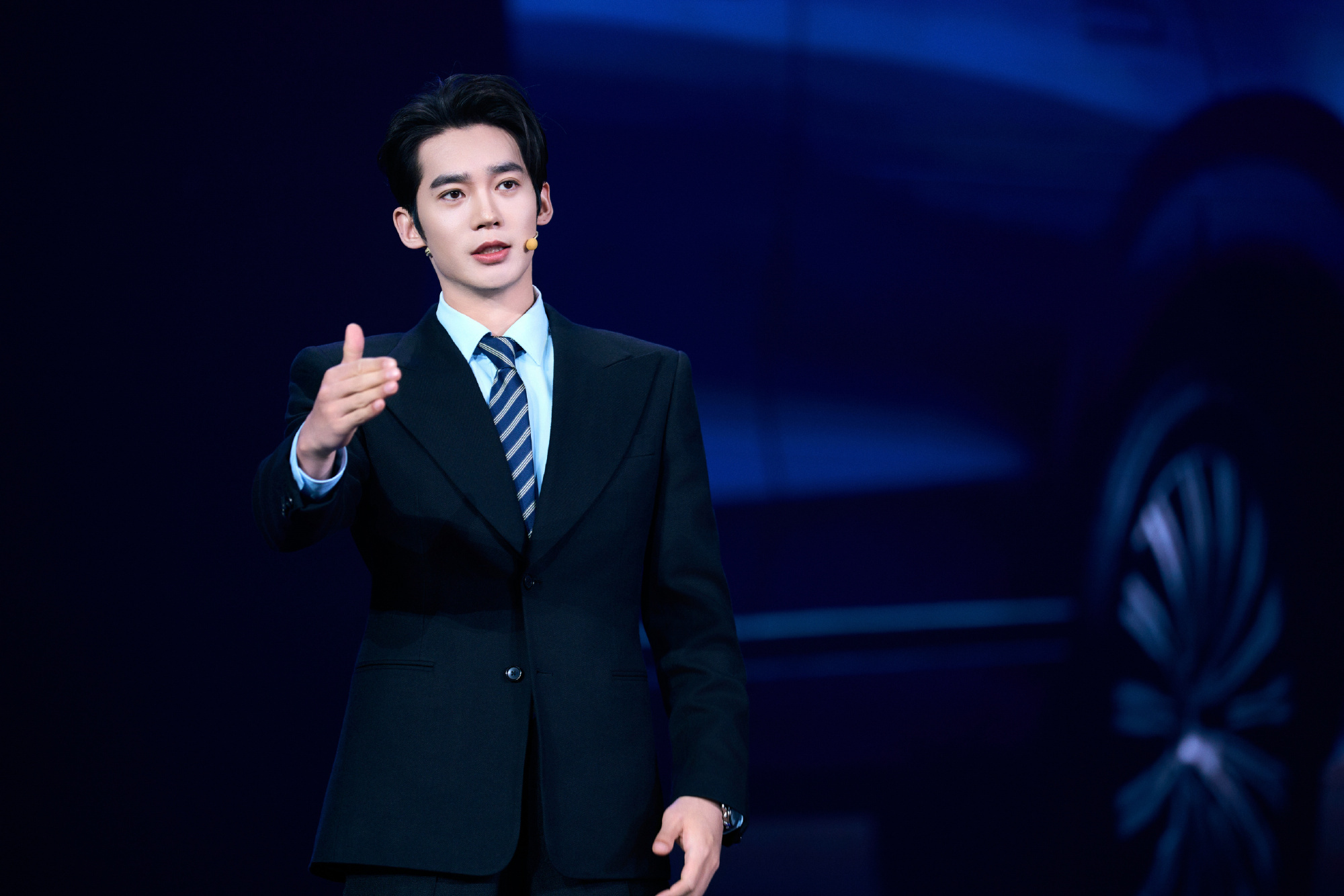 朱一龍新電影陣容好強，陳思誠是導演，陳道明演反派，排面拉滿了 - 