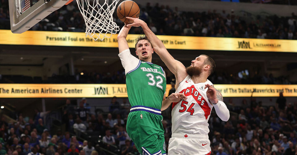 满弓战斧反击隔扣！弗拉格：转换进攻就是我们想要的比赛方式