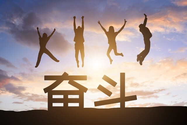 要想开窍,最直接路径就从阅读逻辑思维入手,从提升认知通道来改变自己