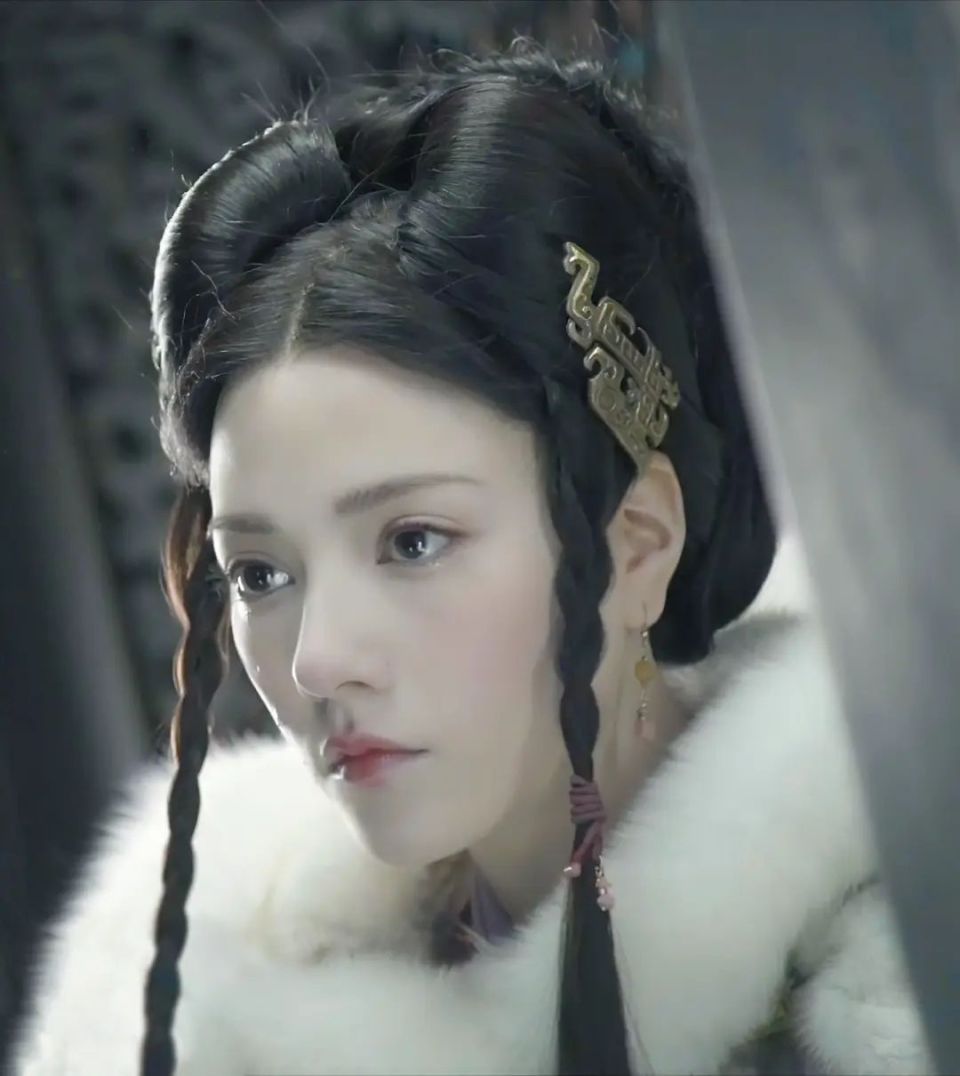 如果换她来演《封神》中的妲己,乌尔善就不会被骂了