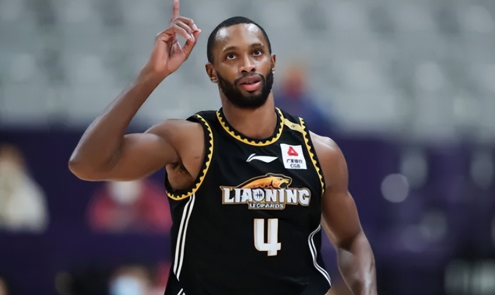 弗格双料第一!辽宁男篮捡到宝了,马布里是否后悔?_腾讯新闻