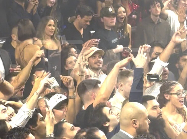 尷尬！小貝夫婦新年隔空示愛大布，大布卻通宵秀恩愛，壓根不搭理 - 