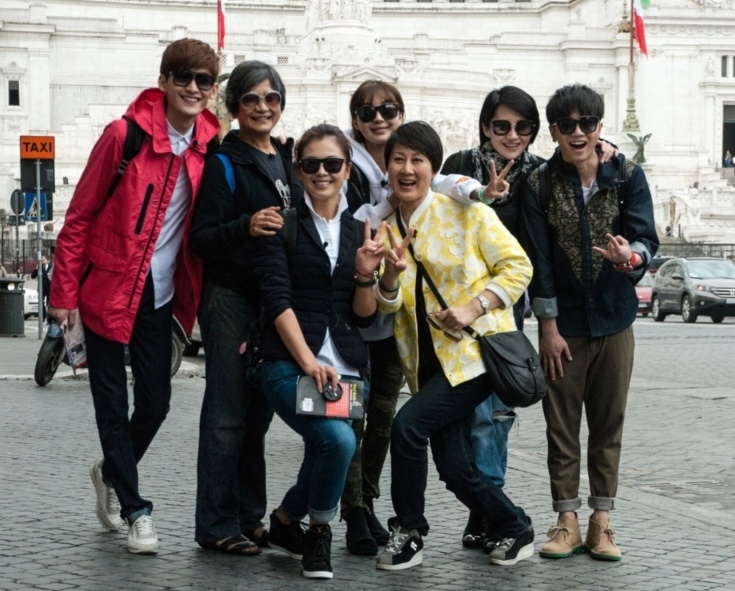 《花儿与少年》,郑佩佩,张凯丽,许晴,刘涛,李菲儿和张翰,华晨宇组成的