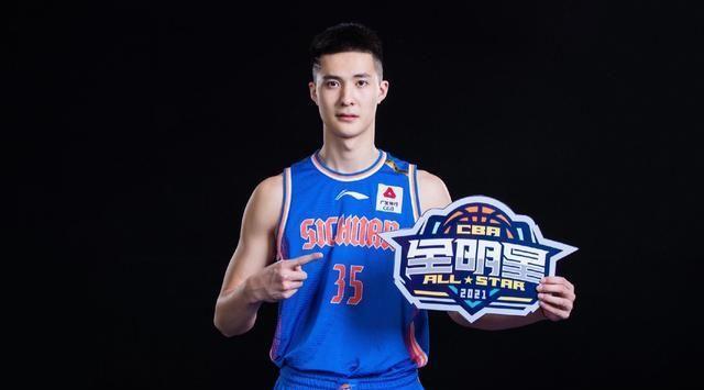 都有了下家朱松玮加盟nbl香港金牛刘传兴顶薪征战日本b2联赛