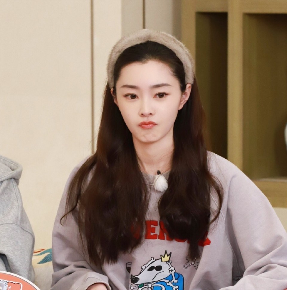 当36岁李纯和35岁宋轶站在一起,我才终于知道,什么叫顶级骨相