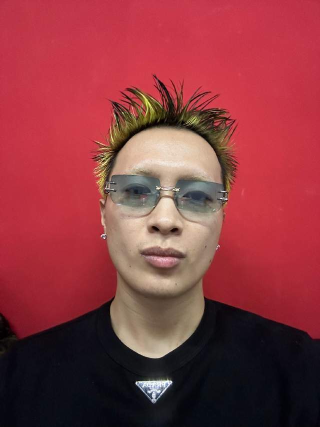 asen:优秀rapper还是抄袭者?争议不断的小镇男孩