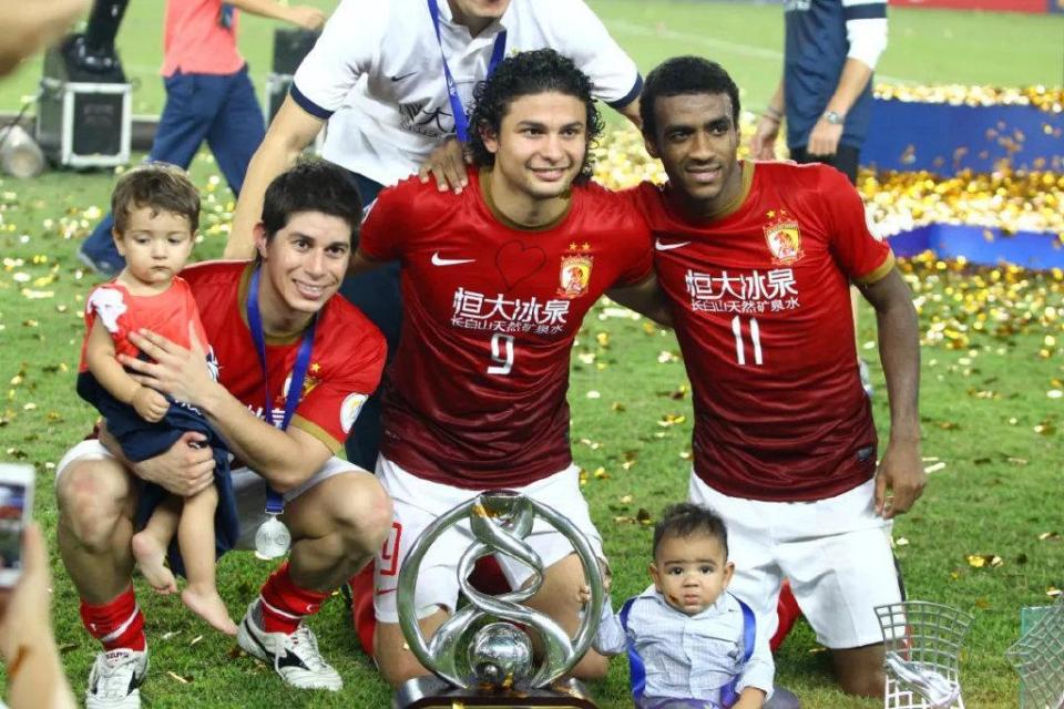 双料金靴,错过归化,不满薪水…… "鸡爷"穆里奇的中国