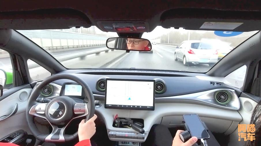 电车续航多少才能取代燃油车？续航突破1000公里，你买电车吗_腾讯新闻