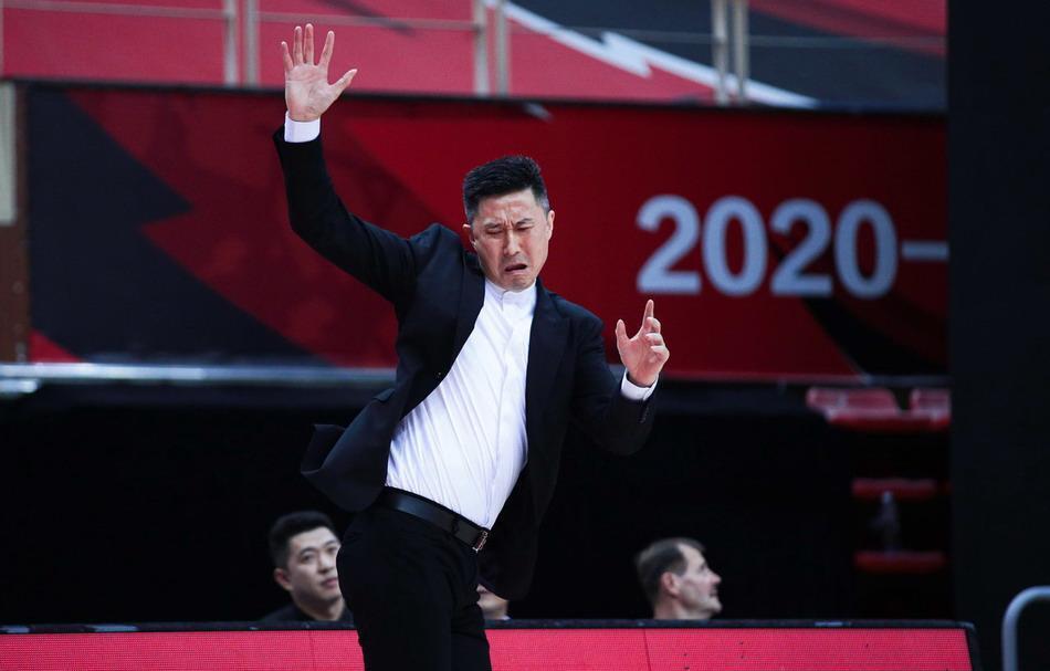 慢热广东以不变应万变弃马尚扶正威姆斯明智杜锋如何抉择